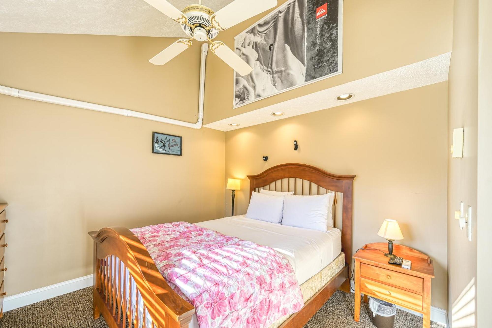 Deep Creek Village McHenry Habitación foto