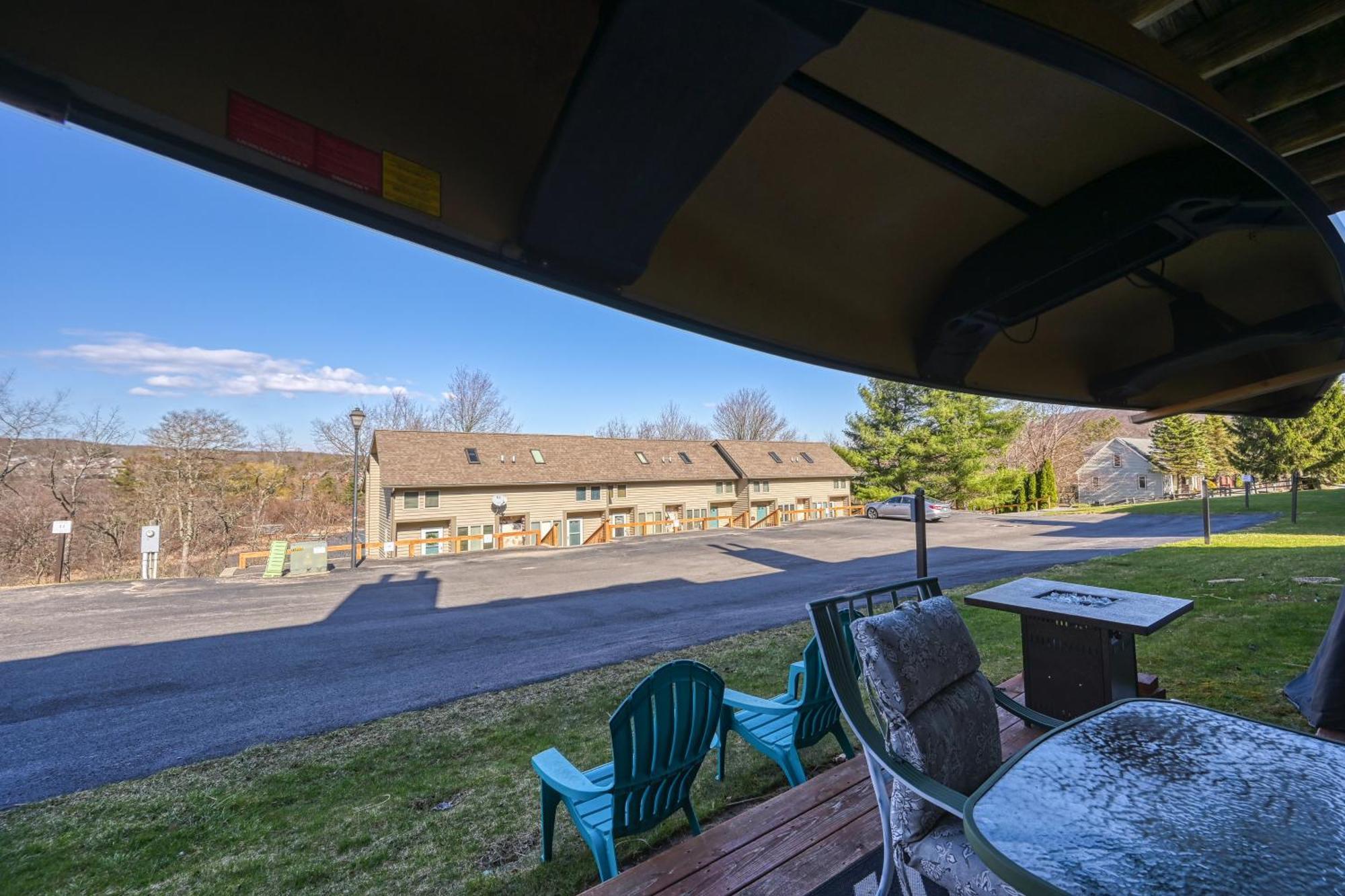 Deep Creek Village McHenry Habitación foto